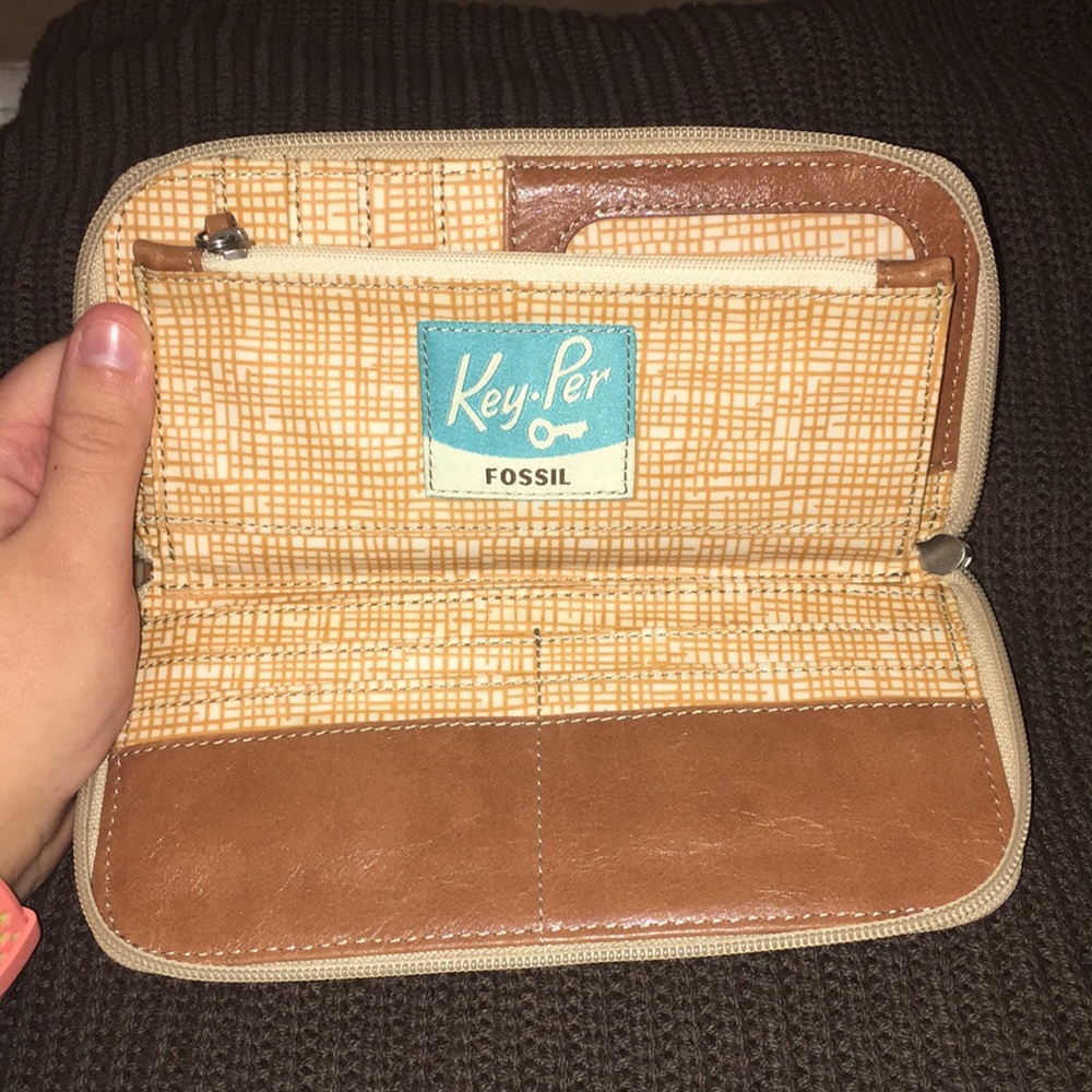 Fossil Wallet - Picture 3 of 4